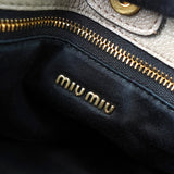 ミュウミュウ ロゴ レザー ハンドバッグ ベージュ レディース - NEWSED