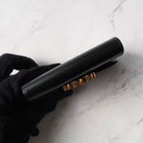 セリーヌ トリオンフ シャイニーカーフスキン コンパクトウォレット ブラック / ゴールド - NEWSED