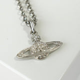 ヴィヴィアン ウエストウッド オーブ ラインストーン シルバー ネックレス - NEWSED