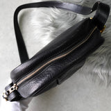 ロエベ アナグラム レザー ショルダーバッグ ポシェット ブラック - NEWSED