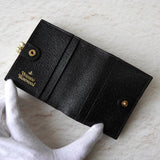 ヴィヴィアン ウエストウッド オーブ レザー がま口 二つ折り財布 ブラック - NEWSED