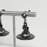 ヴィヴィアン ウエストウッド オーブ ラインストーン ピアス ガンメタル - NEWSED