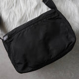 プラダ ポコノ テスート ナイロン 三角プレート ショルダーバッグ メッセンジャーバッグ ブラック - NEWSED