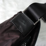 プラダ テスート / レザー ショルダーバッグ 三角プレート トライアングルロゴ ブラウン / ブラック - NEWSED