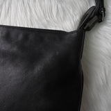 グッチ レザー ワンショルダーバッグ ブラック - NEWSED