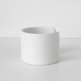 エムエムシックス メゾン マルジェラ レザー カレンダーロゴ バングル ホワイト - NEWSED