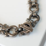 サルバトーレ フェラガモ ガンチーニ チェーン ネックレス ブラックシルバー - NEWSED