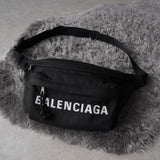 バレンシアガ ロゴ ウエストポーチ ホイールベルトパック ボディバッグ ブラック - NEWSED