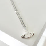 ヴィヴィアン・ウエストウッド オーブロゴ シルバー ラインストーン ネックレス - NEWSED