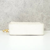 シャネル ターンロック ミニミニマトラッセ ラムスキン チェーンショルダーバッグ ホワイト - NEWSED