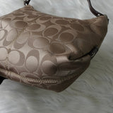 コーチ シグネチャー キャンバス ショルダーバッグ ポシェット ベージュ - NEWSED