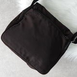 プラダ テスート / レザー ショルダーバッグ 三角プレート トライアングルロゴ ブラウン / ブラック - NEWSED