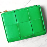 ボッテガ ヴェネタ イントレチャート マキシイントレチャート カセット 二つ折り財布 コンパクトウォレット グリーン 箱付き - NEWSED