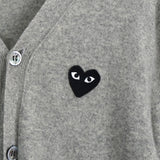 プレイ コム デ ギャルソン ハートロゴ カーディガン グレー - NEWSED