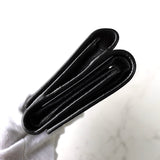 グッチ 型押しロゴ レザー 三つ折り財布 ブラック - NEWSED