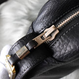 ロエベ アナグラム レザー ショルダーバッグ ポシェット ブラック - NEWSED