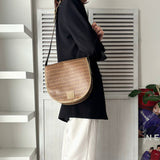 フェンディ ズッキーノ コーディングキャンバス レザー ショルダーバッグ カーキ ベージュ - NEWSED