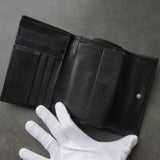 プラダ サフィアーノレザー 三角プレート 二つ折り財布 ブラック - NEWSED