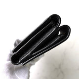 グッチ 型押しロゴ レザー 三つ折り財布 ブラック - NEWSED