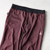 アディダス トラックパンツ ロゴ 刺繍 ボルドー - NEWSED