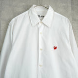 プレイ コム デ ギャルソン ハートロゴ 長袖シャツ ホワイト - NEWSED