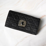 クリスチャン ディオール カナージュ ターンロック ナイロン / レザー 長財布 ブラック レディース - NEWSED