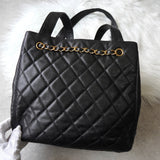 シャネル ターンロックチェーン キャビアスキン トートバッグ ブラック - NEWSED