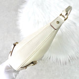 グッチ アビー レザー ワンショルダーバッグ ホワイト - NEWSED