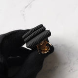 サルバトーレ フェラガモ ヴァラリボン キャンバス バレッタ 髪留め ブラック / ゴールド 箱付き - NEWSED