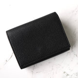 グッチ 型押しロゴ レザー 三つ折り財布 ブラック - NEWSED