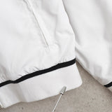 ラコステ スポーツ ナイロンジャケット トラックジャケット ブルゾン ロゴパッチ ホワイト - NEWSED