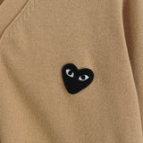 プレイ コム デ ギャルソン ハートロゴ カーディガン ベージュ - NEWSED