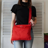 プラダ ポコノ テスート ナイロン トライアングルロゴ ショルダーバッグ レッド - NEWSED