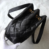 シャネル ターンロックチェーン キャビアスキン トートバッグ ブラック - NEWSED