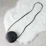 フェンディ ペカン PVC / レザー 1925スタンプ ラウンド ショルダーバッグ ポシェット ブラック / カーキ - NEWSED