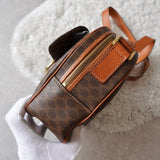 セリーヌ ヴィンテージ マカダム サークル金具 PVC/レザー ショルダーバッグ 自立型 ブラウン - NEWSED