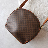 セリーヌ ヴィンテージ マカダム サークル金具 PVC/レザー ショルダーバッグ 自立型 ブラウン - NEWSED