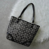 コーチ シグネチャー PVC トートバッグ ブラック F18917 - NEWSED