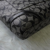 コーチ シグネチャー PVC トートバッグ ブラック F18917 - NEWSED