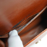 ルイ ヴィトン エピ ミニサンクルー ケニアブラウン ショルダーバック M52213