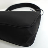 プラダ Re - Edition 2000 ナイロン ミニハンドバッグ ブラック - NEWSED