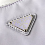 プラダ テスートナイロン / サフィアーノレザー トライアングルロゴ Re - Edition 2005 ワンショルダーバッグ ラベンダー - NEWSED