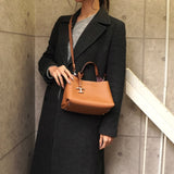 トッズ Tタイムレス レザー 2way ハンドバッグ ショルダーバッグ ブラウン - NEWSED