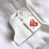 プレイ コム デ ギャルソン ハート Tシャツ ホワイト - NEWSED