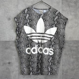 アディダス × ハイク ビッグ トレフォイルロゴ パイソン柄 フレンチスリーブ Tシャツ カーキ レディース - NEWSED