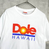 ドール ハワイ 企業 ロゴ Tシャツ ホワイト - NEWSED