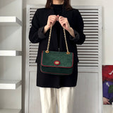 グッチ スエード / レザー バイカラー Wフラップ マリーナチェーン ショルダーバッグ グリーン / レッド - NEWSED