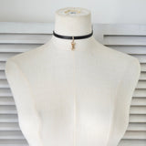 イヴ サンローラン カサンドラロゴ YSLロゴ コールド レザー ネックレス チョーカー 箱付き - NEWSED