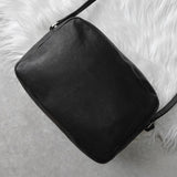 イヴ サンローラン ヴィンテージ YSLロゴ レザー ショルダーバッグ ポシェット ブラック - NEWSED