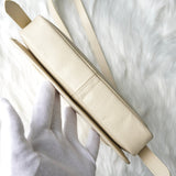 イヴサンローラン YSLロゴ レザー ショルダーバッグ ホワイト - NEWSED